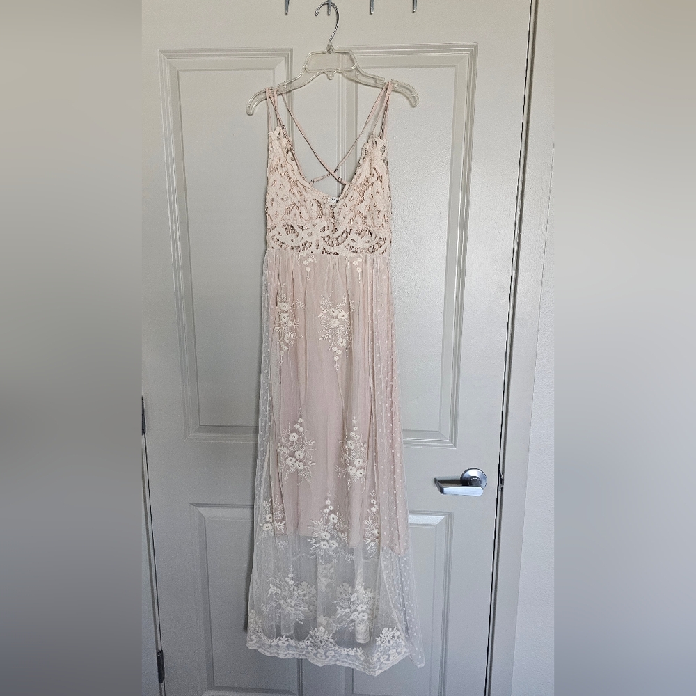 Umgee Lace Backless Dress in Cream